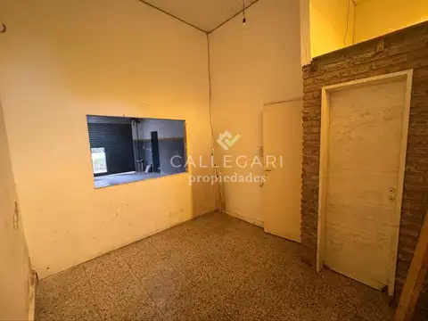 Local en Alquiler en Berazategui, $ 440.000