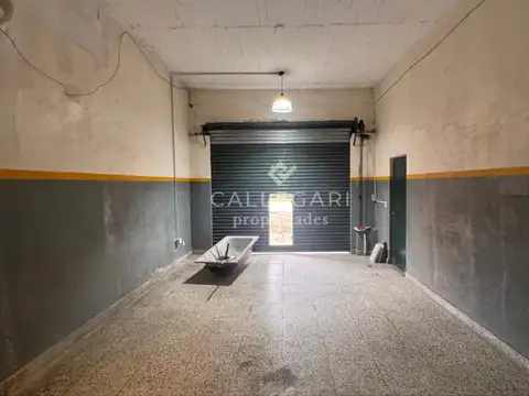 Local en alquiler sobre Av Vergara - Berazategui