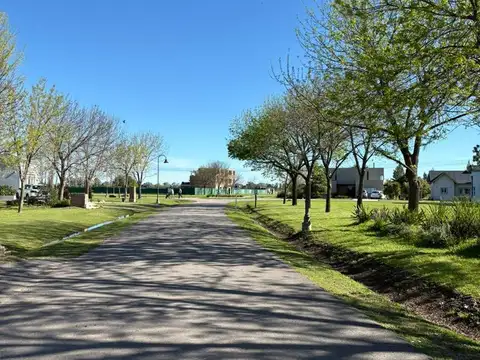 Terreno en Venta en El Nacional Club de Campo, USD 49.000
