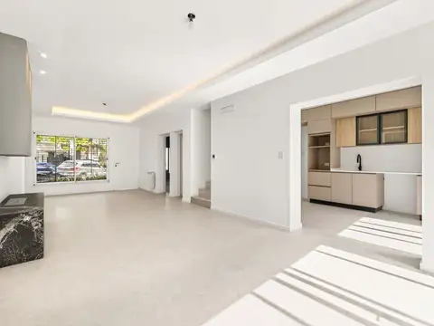 Depto Tipo Casa en Venta con 1 cocheras
