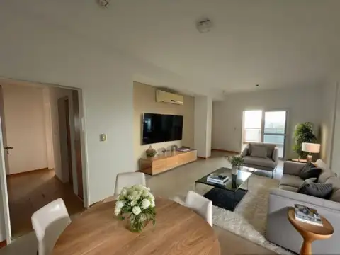 DF831 - DEPARTAMENTO CÉNTRICO EN VENTA - 5 AMBIENTES - 3 DORMITORIOS