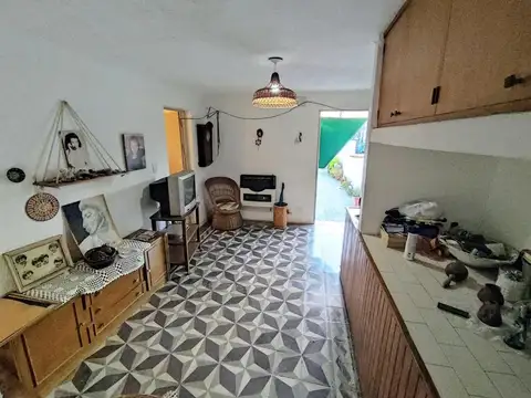 Depto Tipo Casa en Venta de 5 ambientes