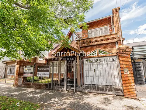 Venta casa 5 ambientes con jardín, piscina y cochera en Haedo.