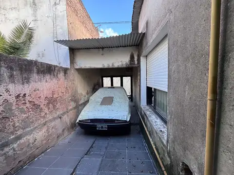 CASA EN VENTA EN PERGAMINO A REFACCIONAR