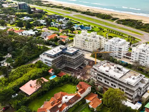 Apartamento en venta de 1 dormitorio Punta del Este San Rafael, vistas al mar y a una cuadra de Playa Brava, entrega 2026
