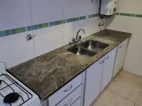 Suipacha 1200, Piso 1