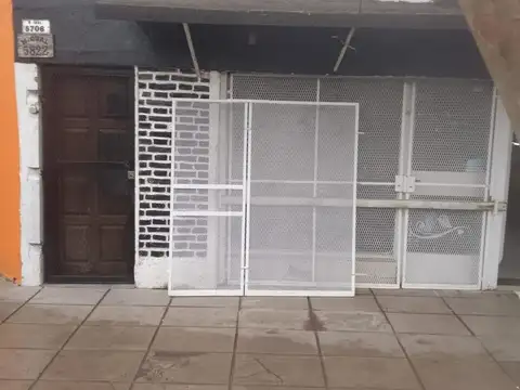 Local en Virrey Del Pino