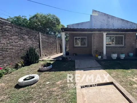CASA EN VENTA EN CAMPO LARGO CHACO