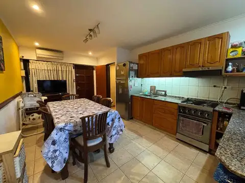 Venta casa 4 amb, pileta, quincho, Ituzaingo Norte