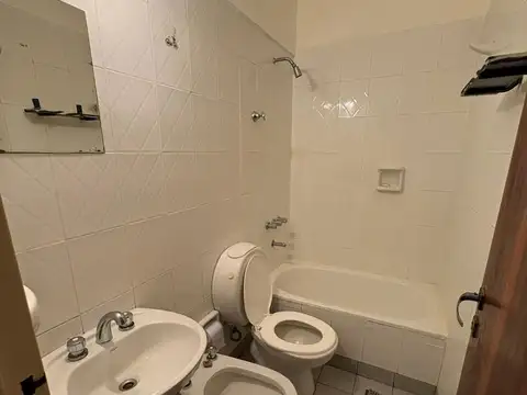 Depto Tipo Casa en Venta 27 años