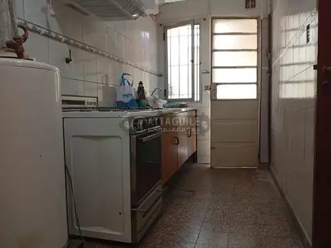 Casa en Alquiler con 1 cochera