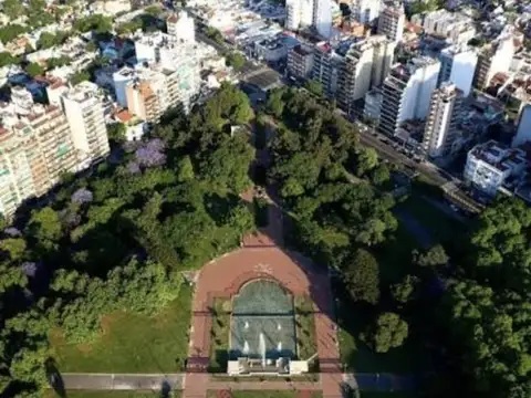 Terreno en Venta en Parque Chacabuco, USD 190.000