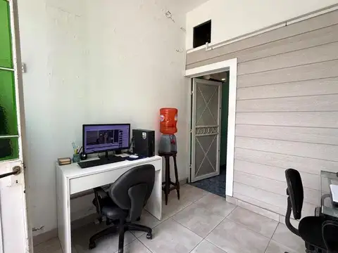 LOCAL EN VENTA EN CLAYPOLE