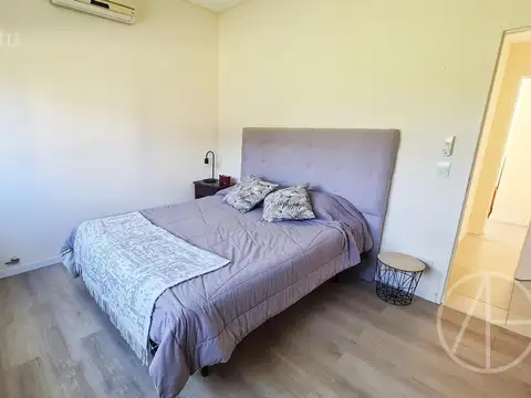 Casa 7 ambientes con 4 baños