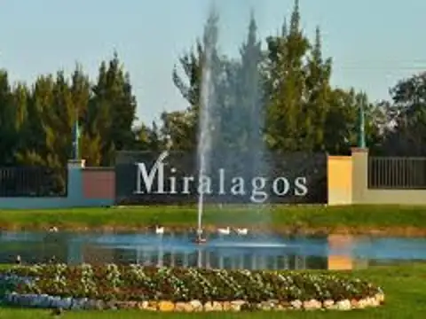 Lote en venta en Club Miralagos 