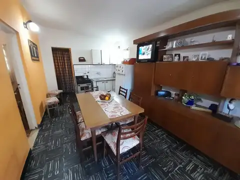 Casa 3 ambientes con 1 baño