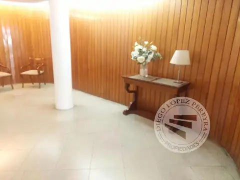 Virrey Del Pino 2600, Piso PB