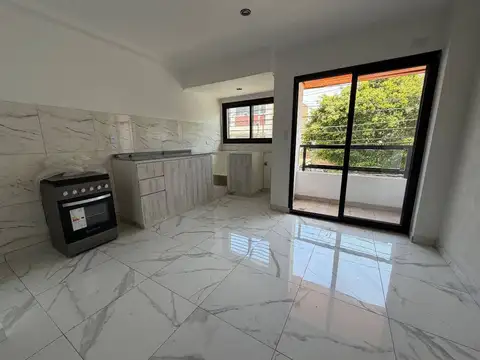 DEPARTAMENTOS  DUPLEX 3 AMB RAMOS MEJIA CON BALCON