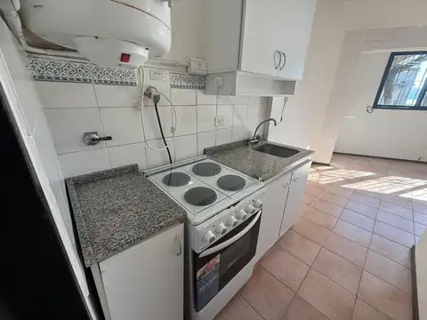 Departamento en Alquiler en Olivos, $ 450.000