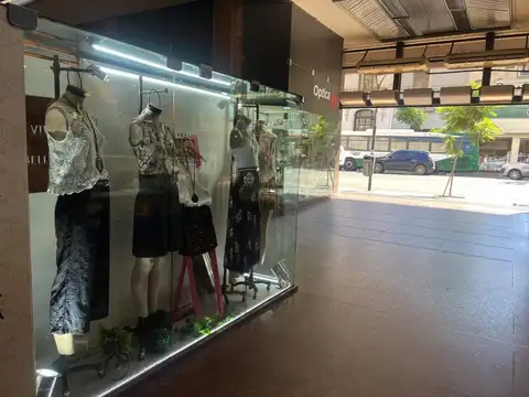 Local en Venta 44 años