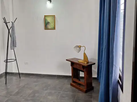Depto Tipo Casa 2 ambientes con 1 baño