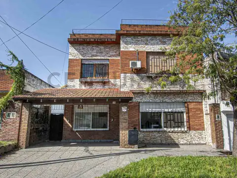 avellaneda 2000, Piso 0