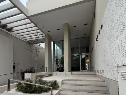 Av. Alsina 400