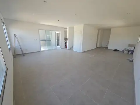 Casa en Venta en Pilar del Este - Santa Lucia, USD 210.000