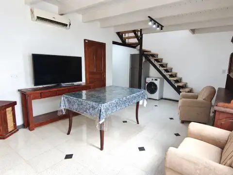Depto Tipo Casa en Venta de 3 ambientes