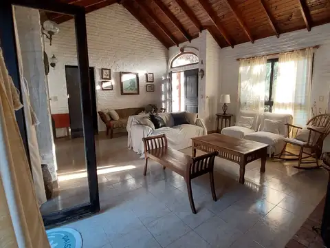 Los Naranjos 100