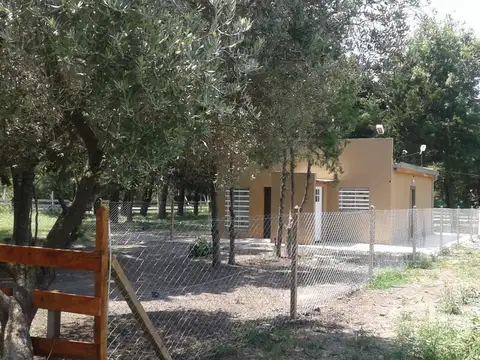 Casa en venta - 2 dormitorios 1 baño - 308mts2 - San Carlos, La Plata