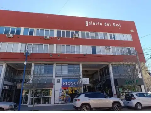Oficina en Alquiler en General Roca, $ 550.000