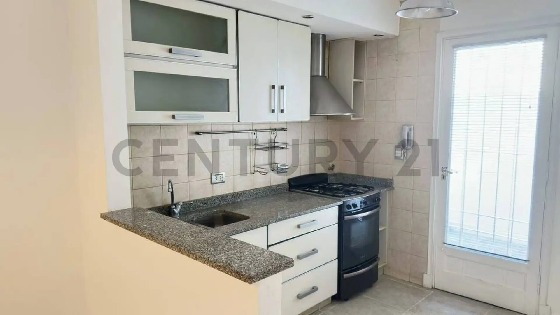 VENTA PH 3 AMBIENTES RECICLADO PLAZA MITRE