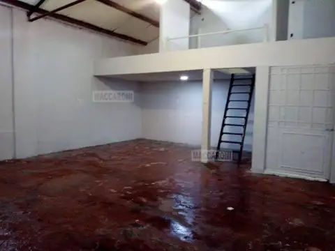 Galpon en Venta 6  mts Frente