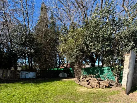 Casa en venta con amplio terreno