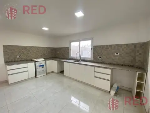 Depto Tipo Casa 3 ambientes con 2 baños