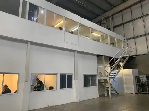 Deposito de 8.200 m2 en alquiler en Malvinas Argentinas