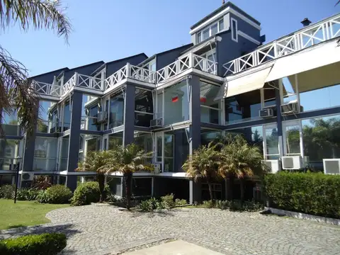 Hermosa y luminosa oficina en San Isidro