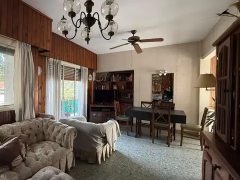 Casa en Venta en Villa Adelina