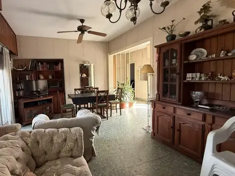 Depto Tipo Casa en Venta de 3 ambientes