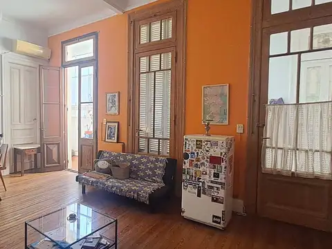 Avenida Valentín Alsina 3000
