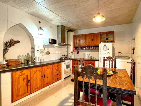 Casa 2 ambientes con 1 baño