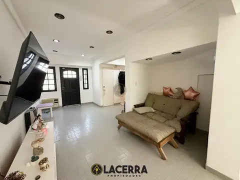 Depto Tipo Casa en Venta con 1 cocheras