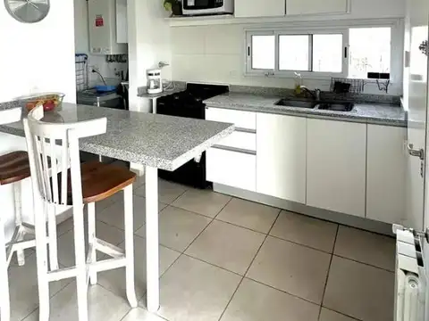 Casa en Alquiler al Este
