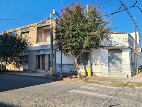 VENTA CASA 4D + LOCAL BV LOS GRANADEROS- LA FRANCE