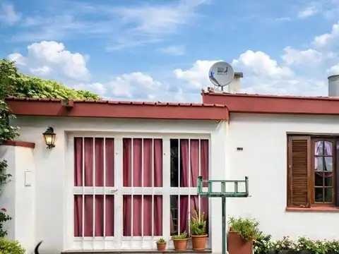VENTA AMPLIA CASA EN SANTA ROSA MENDOZA