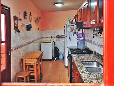 Depto Tipo Casa en Venta en Recoleta, USD 180.000
