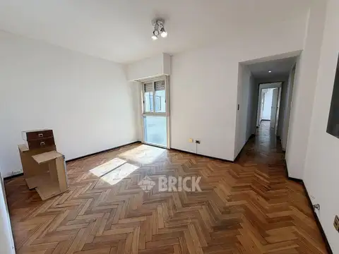 SUIPACHA Y AV. CORDOBA - IMPECABLE 2 BALCONES TODO SOL TODO EXTERNO