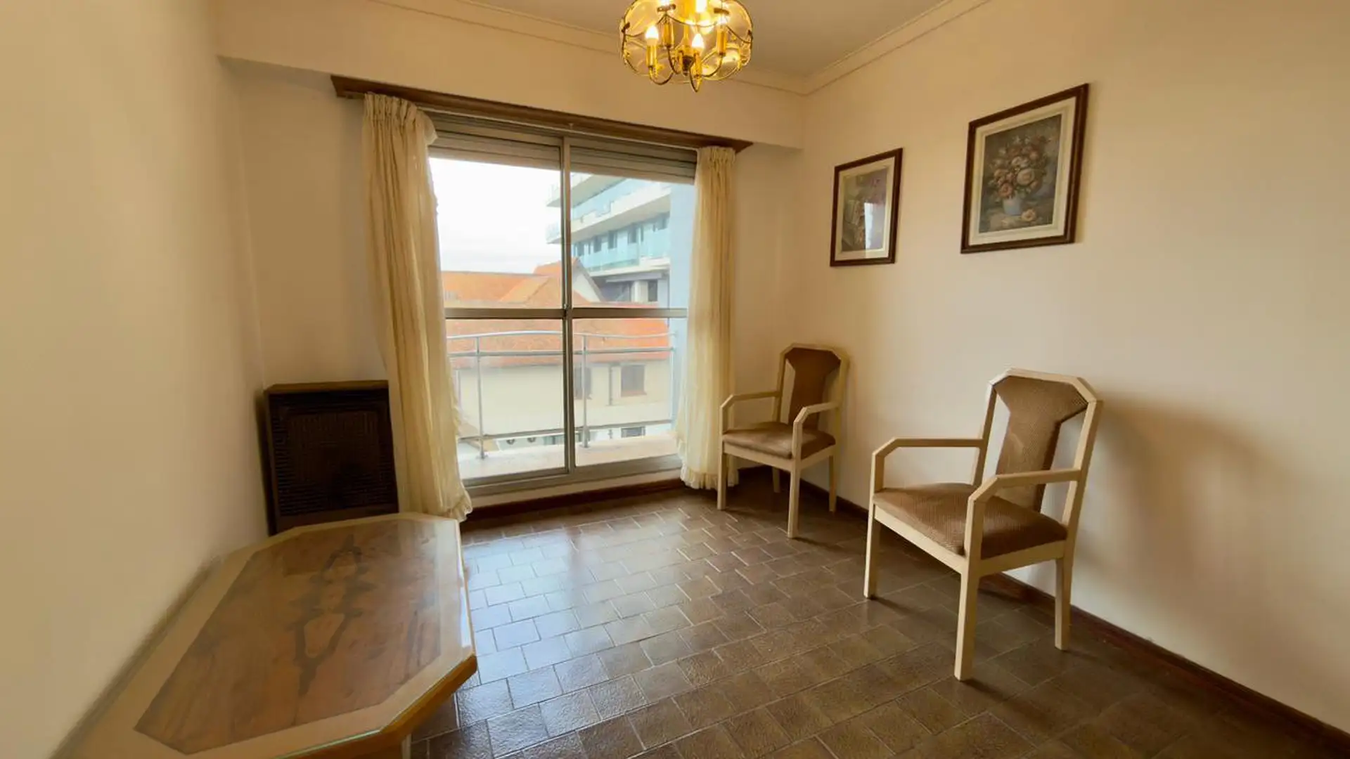 Depto 4 amb, 75m² con cochera y balcón — Lomas de Stella Maris