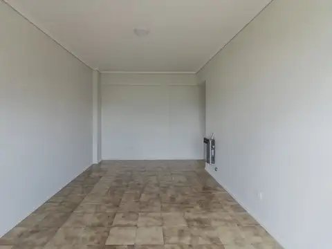 VENTA DEPTO. 2 AMB. AL FRENTE C/BALCÓN V. URQUIZA